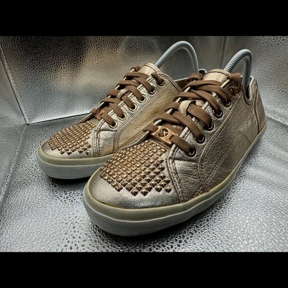 RARE 🚀 MICHAEL KORS ROSE GOLD STUDDED SHINY SNEAKERS Size 9 - Picture 4 of 11